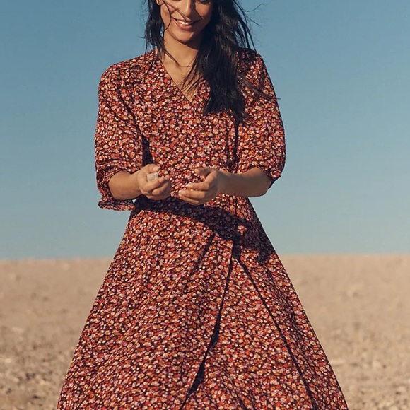Madewell long-sleeve crossover floral midi dress 8 - Picture 5 of 15